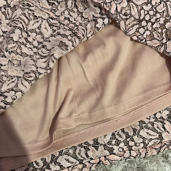 Pink and black M dress - Picture 4 of 4